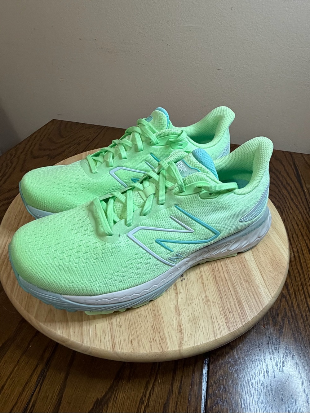 New Balance unisex Fresh Foam X 880  Running Shoes
